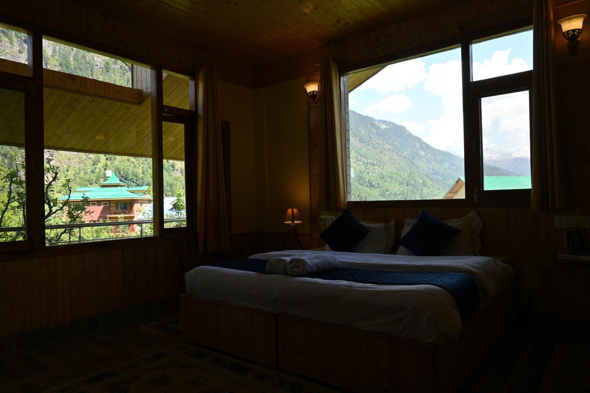 Cascade Mountain Retreat Manali Bed and Breakfast Eksteriør billede